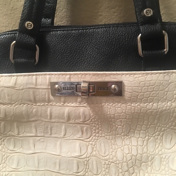 🛍👜Ellen Tracy Handbag - Picture 3 of 5